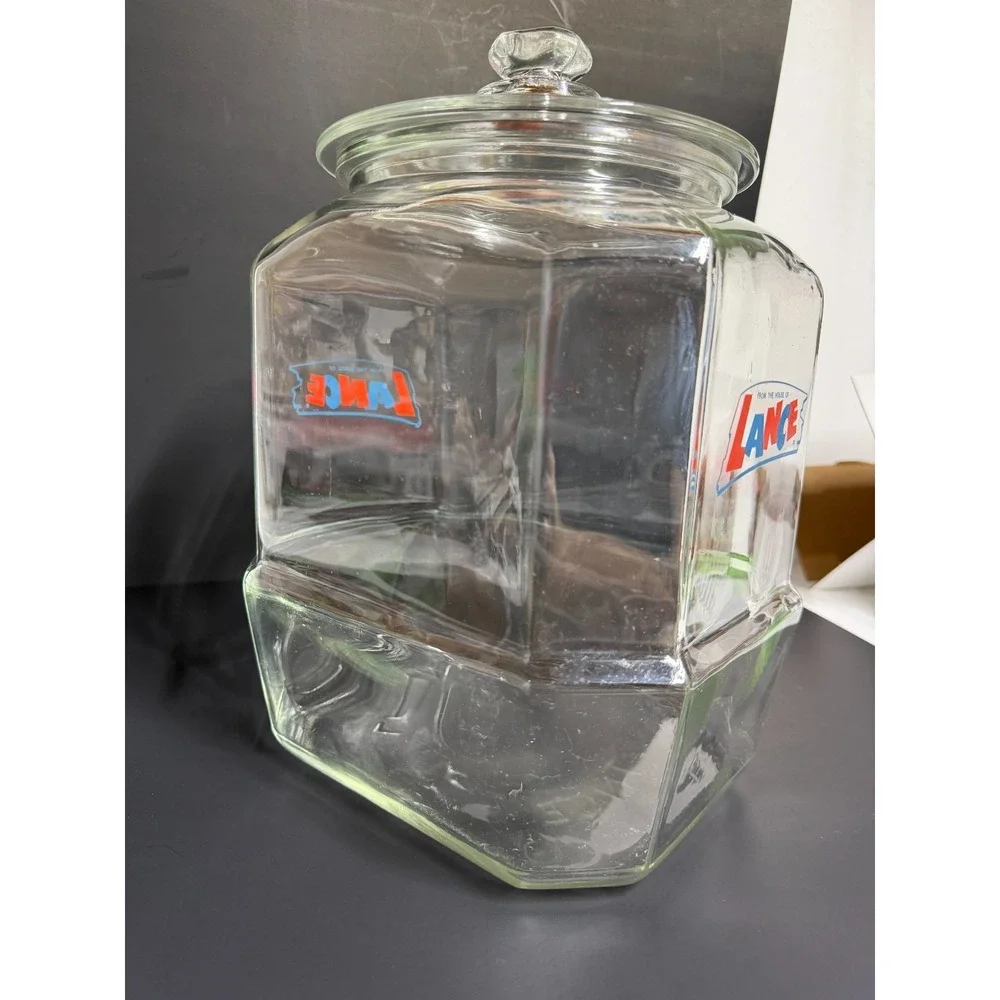 Vintage 8-Sided Lance Glass Display Counter Cookie Cracker Jar w/ Embossed Lid‎